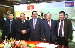 Thủ tướng Campuchia kết thúc chuyến thăm Việt Nam 